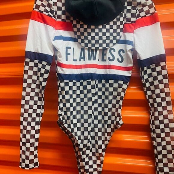 body suit and hat - Picture 3 of 5